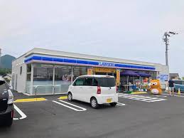 ローソン高松西山崎町店（約500ｍ）