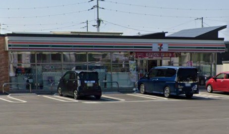 セブンイレブン高松新田町店(650ｍ) 