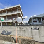 丸亀市立飯山中学校まで４０１ｍ