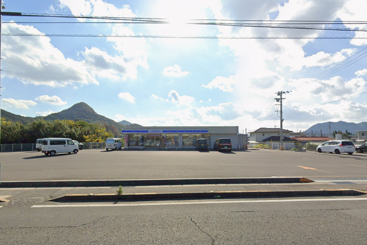 ローソン高松国分寺町新居店(約1,400m)